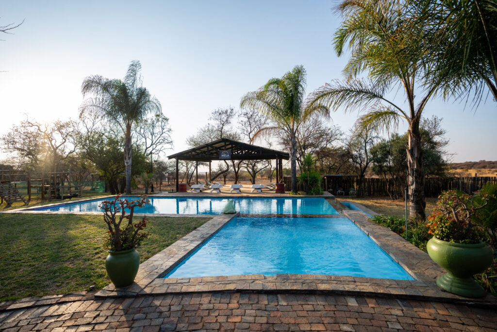 romantic getaways with private jacuzzi